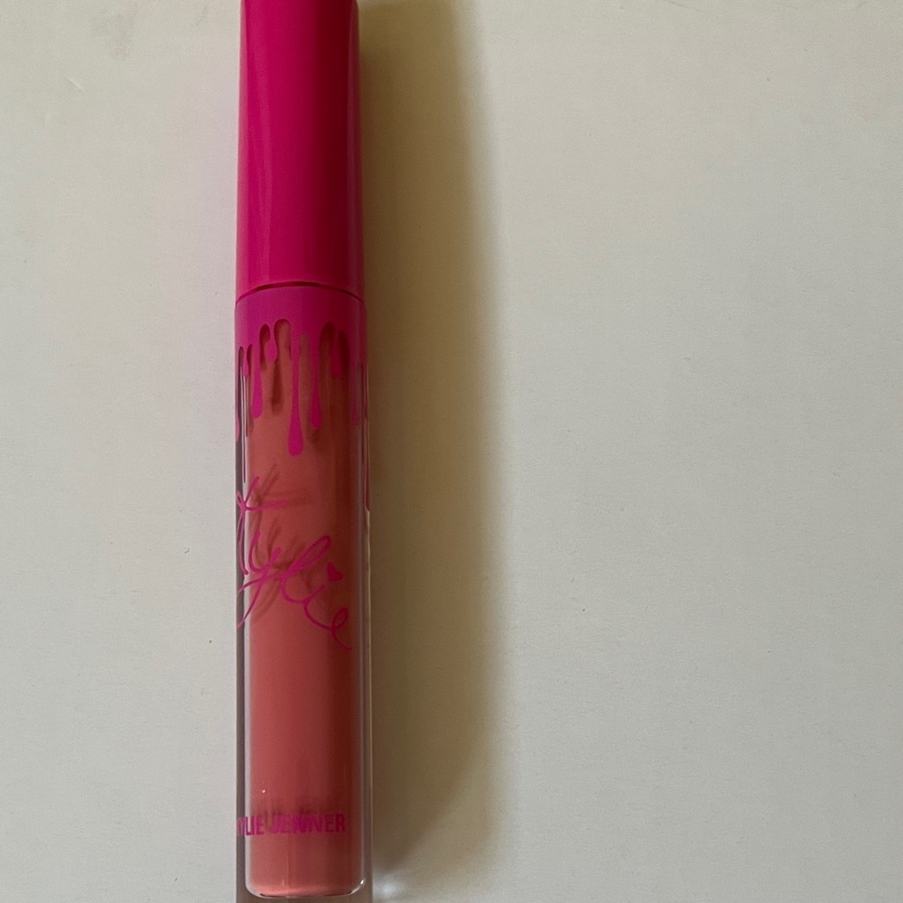 Kylie Cosmetics Lipstick - Twenty One